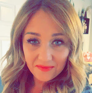 Meet your Posher, Stacy